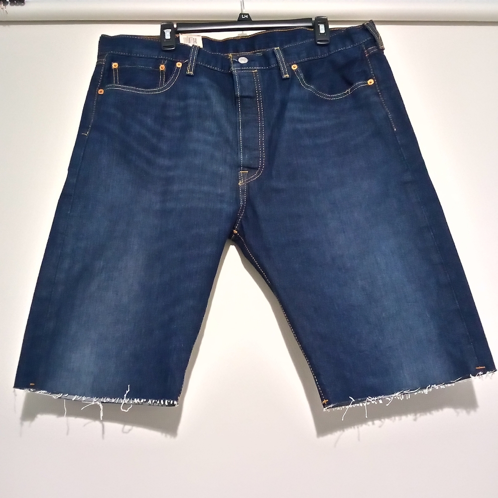 LIVE'S JEAN SHORT STRETCH   SIZE 40 JEANS BLUE